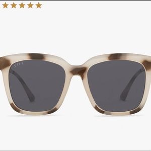 Oversized Ladies Cream Tortoise Diff Sunglasses